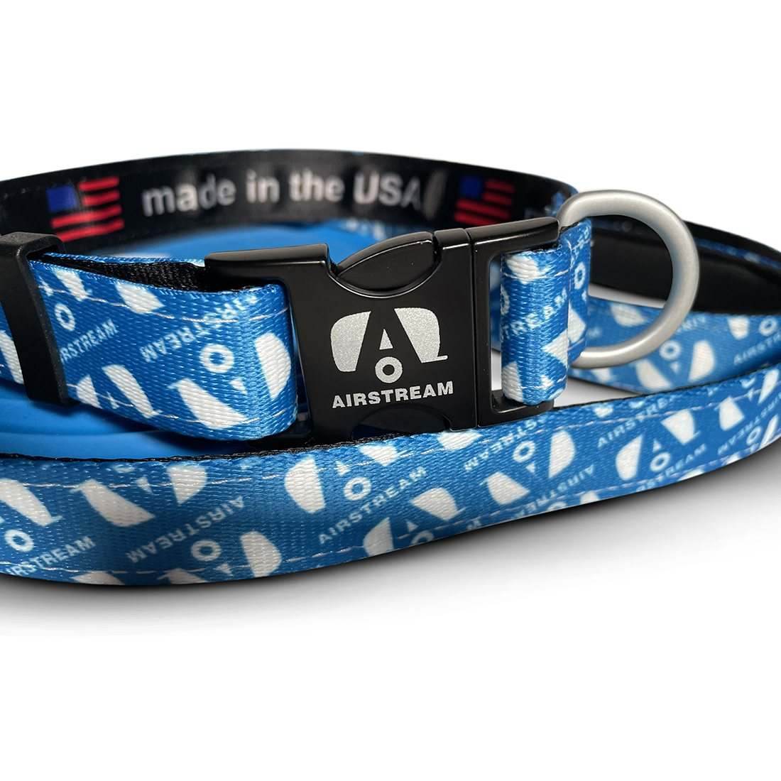 Airstream · Collar and lead
